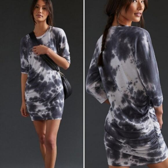 Sundry Dress Womens Medium 2 NWT 3/4 Sleeve Side Shirred Charcoal Tie Dye Mini - Picture 1 of 10
